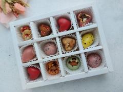 Набор 12 шоколадных конфет ассорти