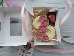 Малый шоколадный набор "8 марта"