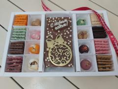 Большой набор шоколадных изделий к Новому Году