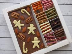 Набор 32 мини плиток и плитка шоколада к Новому Году