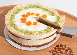 Большой морковно-апельсиновый торт