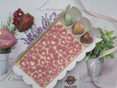 Набор 3 конфеты в виде сердца и белый шоколад