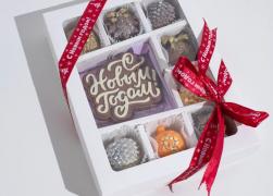 Набор подарочный шоколадный С Новым годом средний