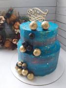 Двухъярусный торт в космо-стиле